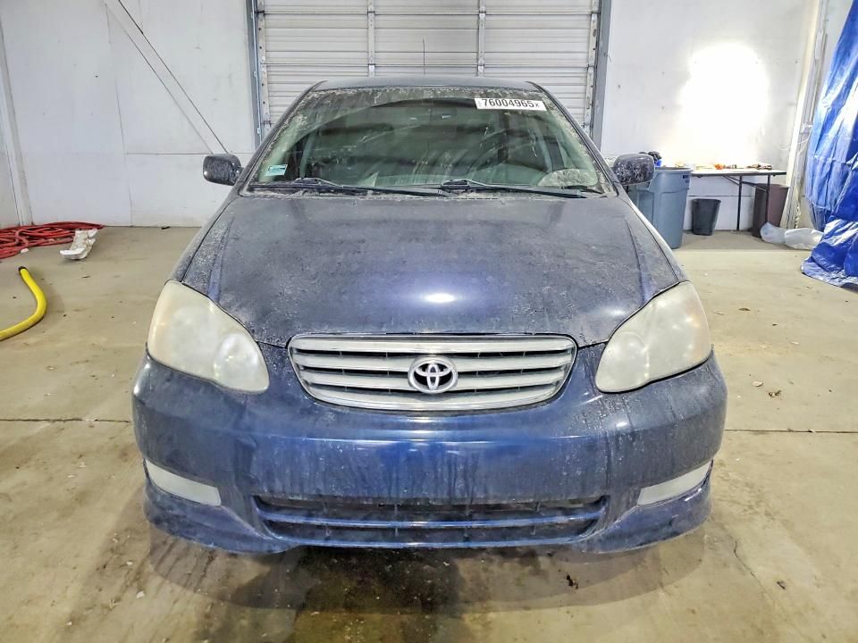 2004 Toyota Corolla ce