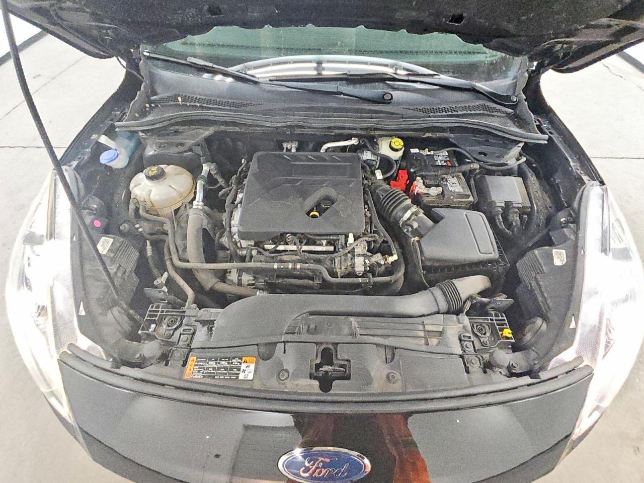 2020 Ford Escape se