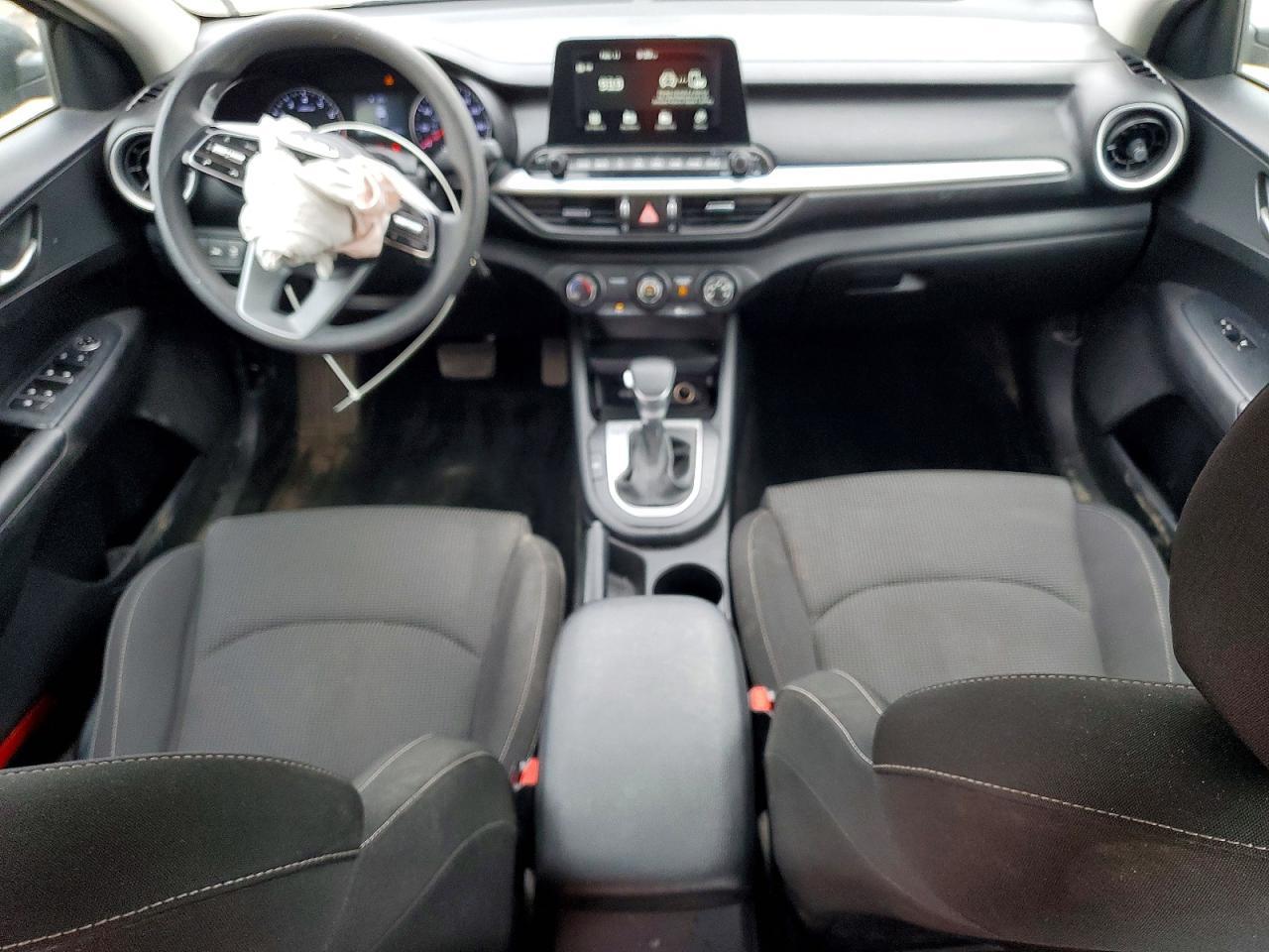 2020 KIA Forte fe