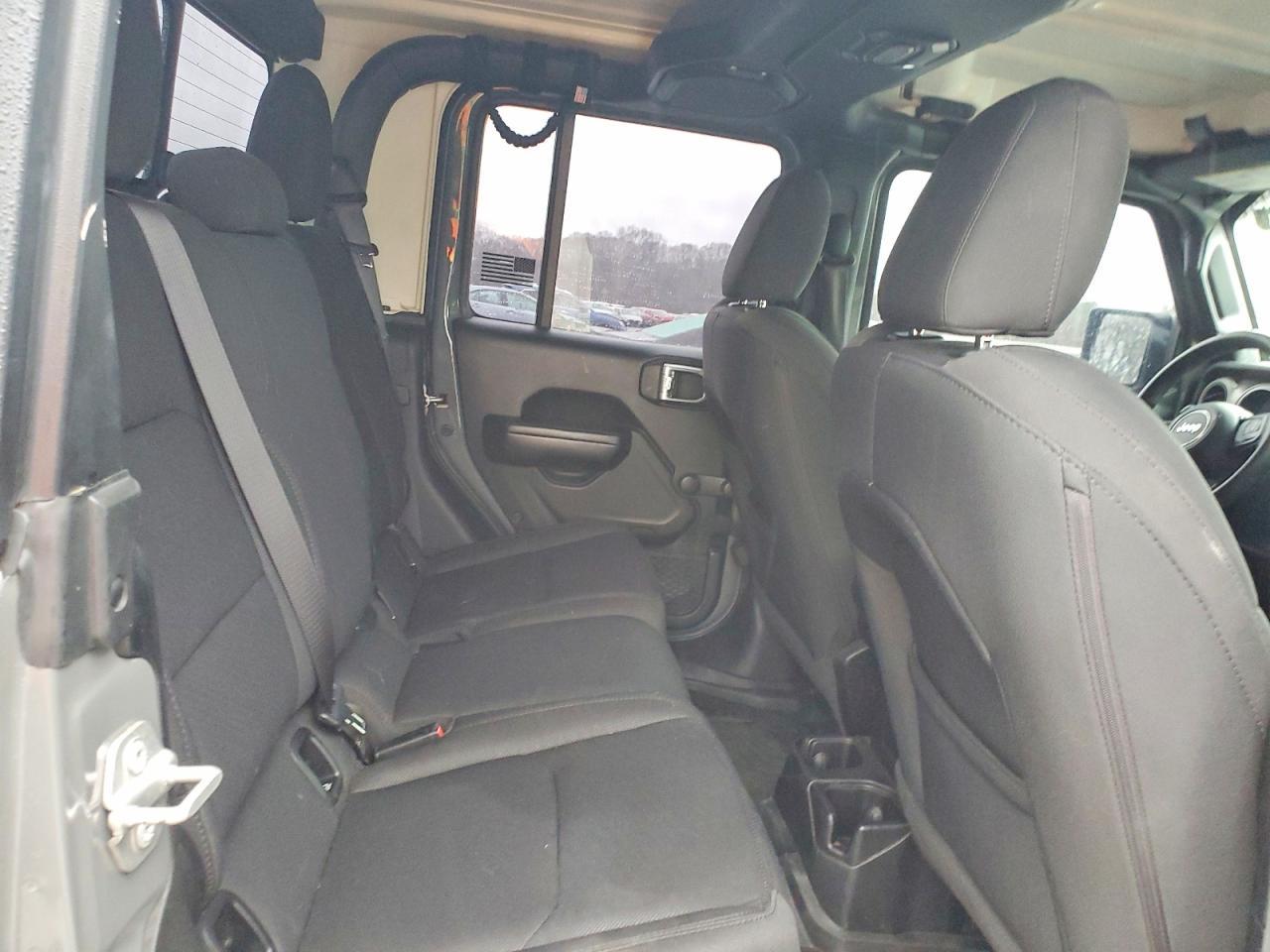 2020 Jeep Gladiator Sport