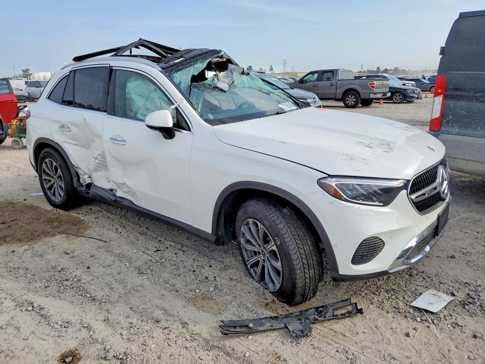 2025 Mercedes-Benz Glc 300