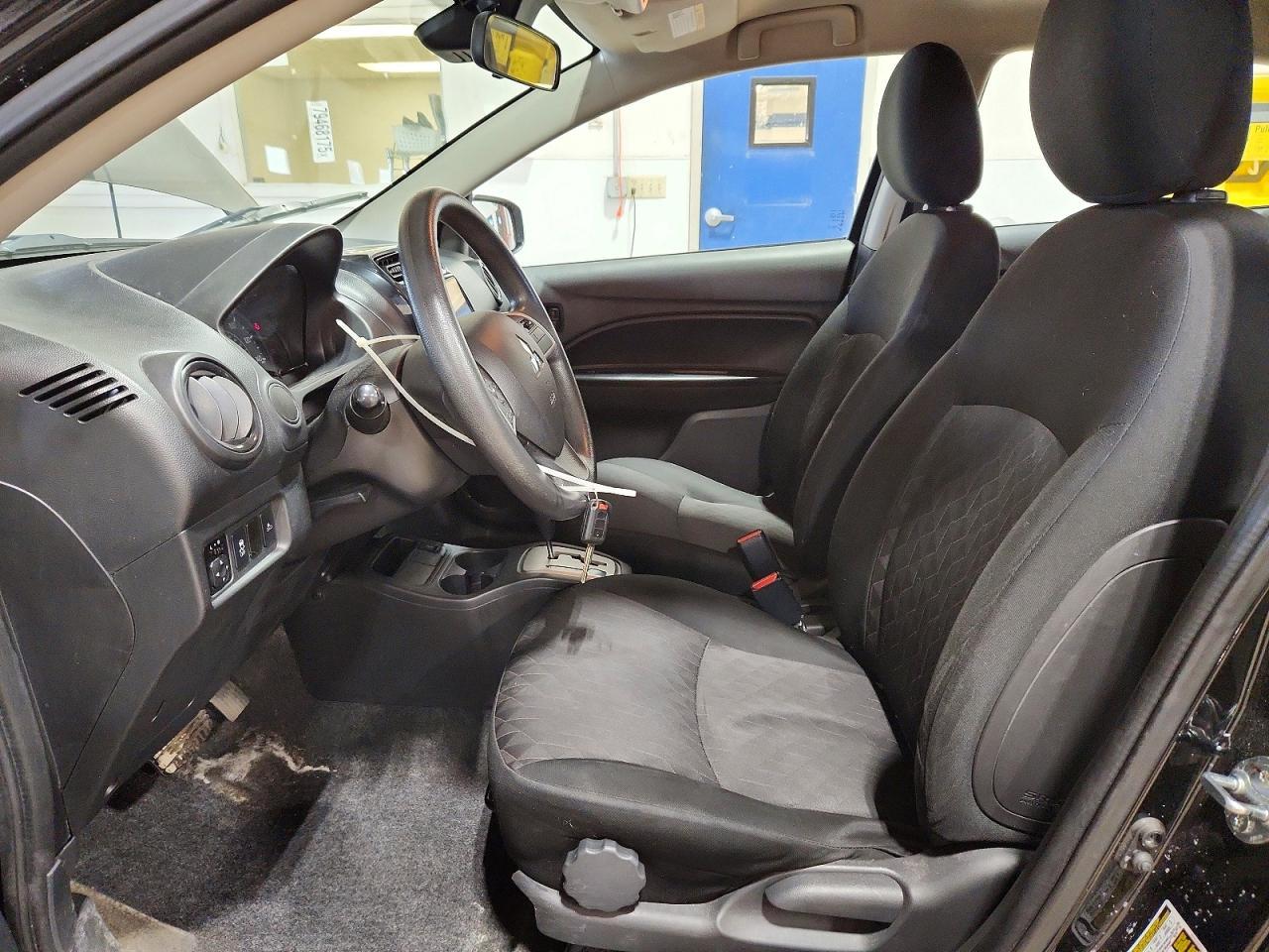2021 Mitsubishi Mirage es