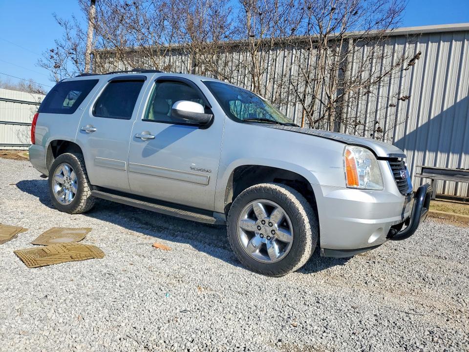 2011 GMC Yukon slt