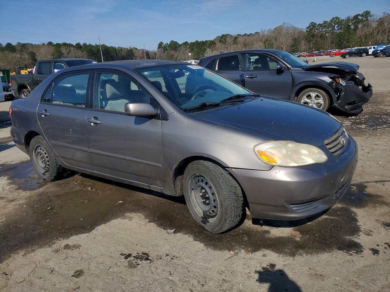2004 Toyota Corolla ce