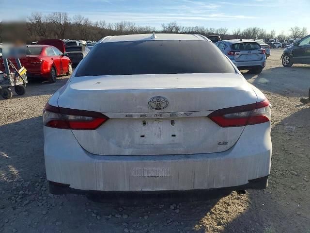 2021 Toyota Camry le