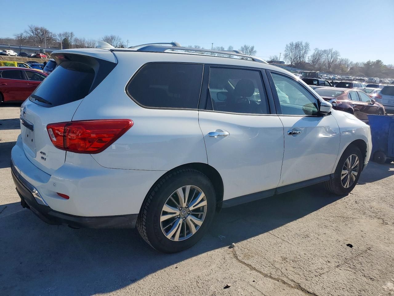 2019 Nissan Pathfinder s