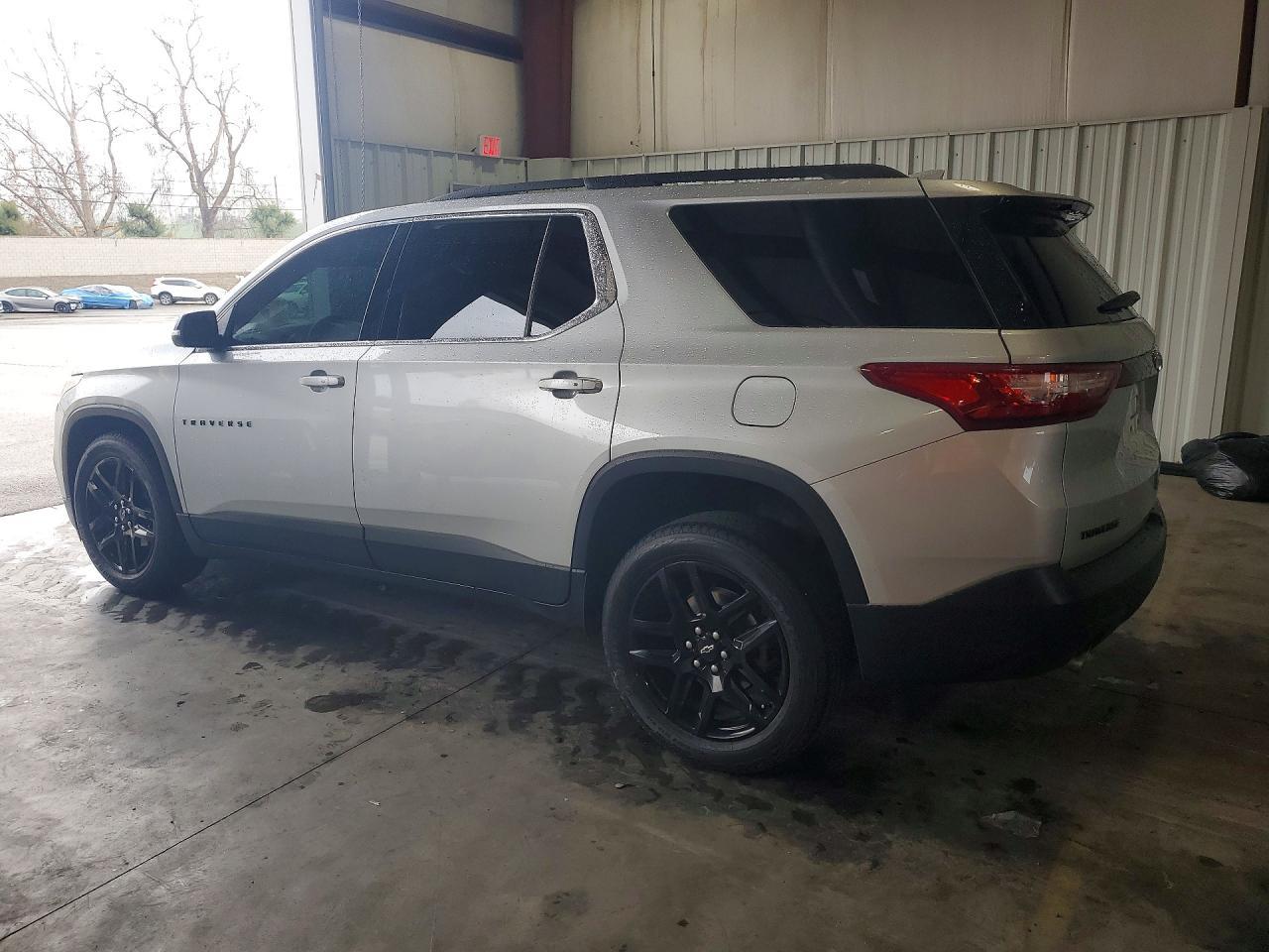 2021 Chevrolet Traverse lt