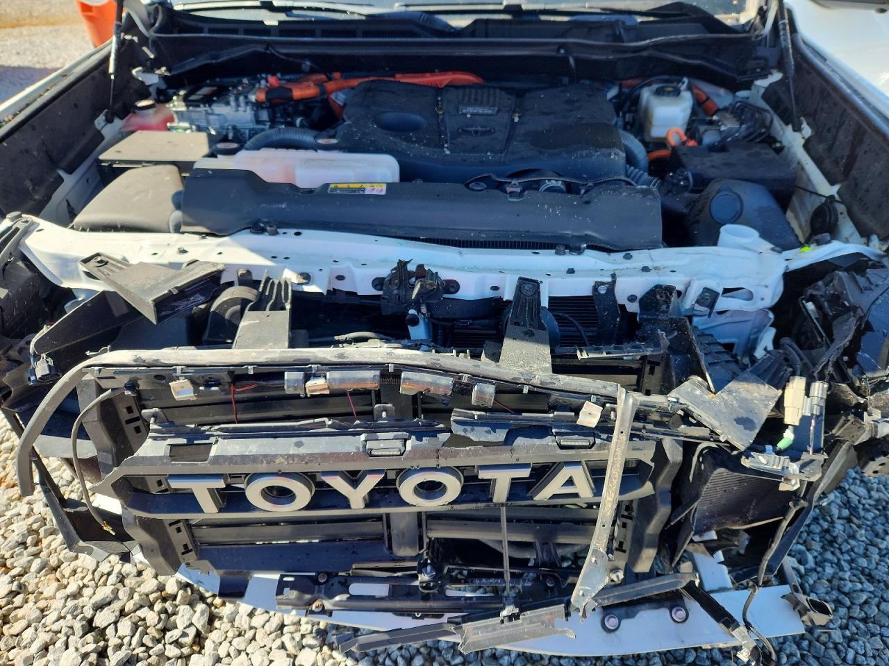 2024 Toyota Tundra Limited HV