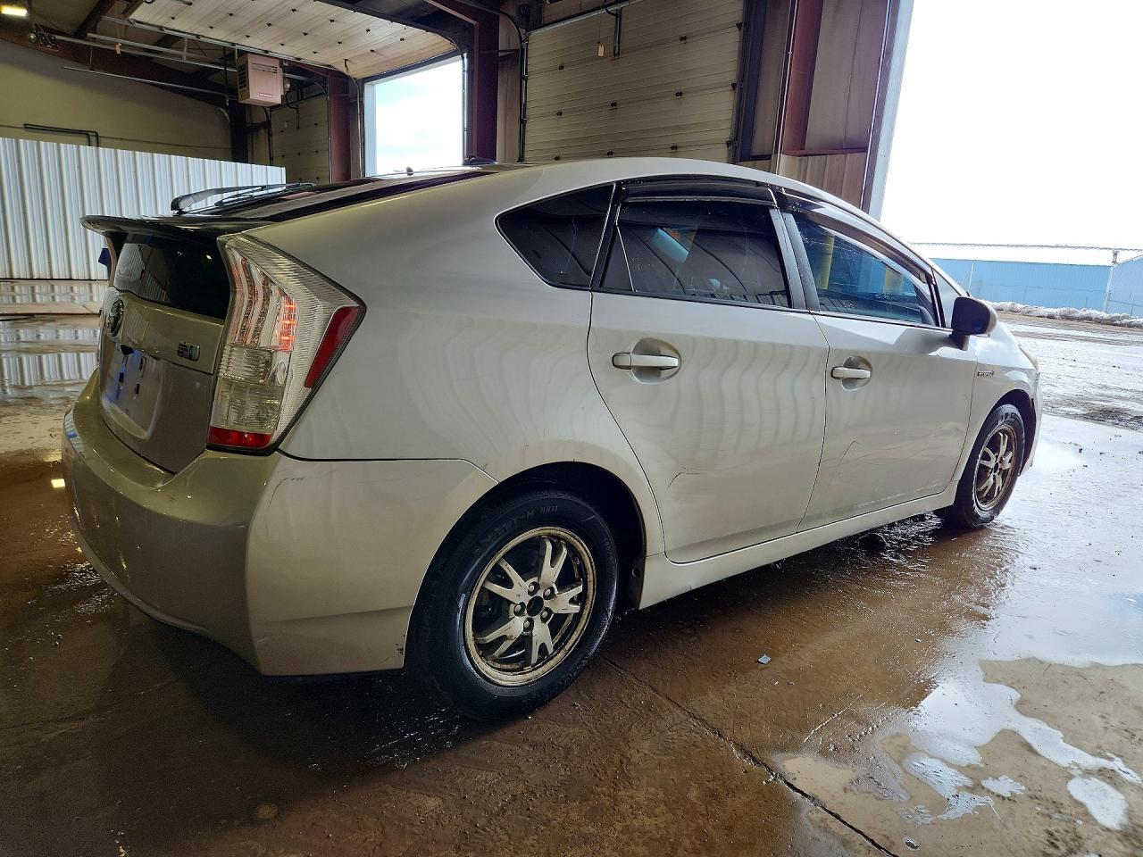 2010 Toyota Prius ii