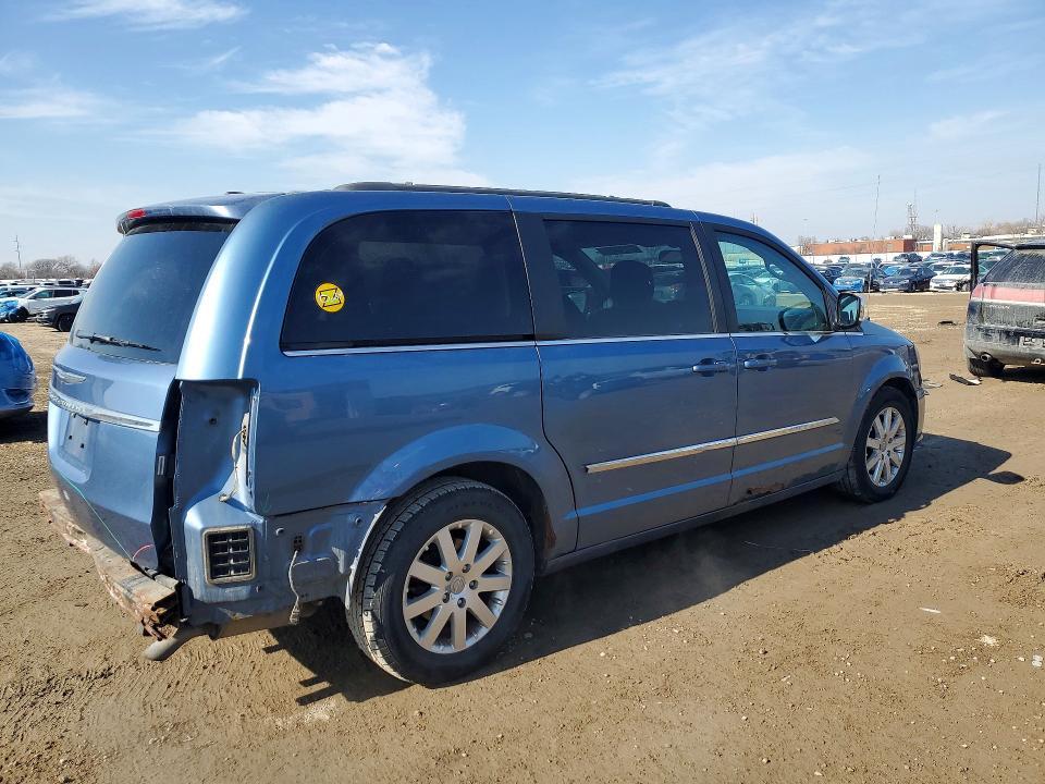 2011 Chrysler Town & Country Touring l