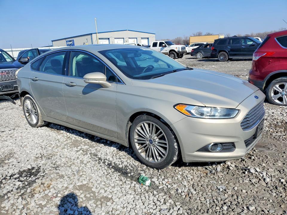 2015 Ford Fusion se