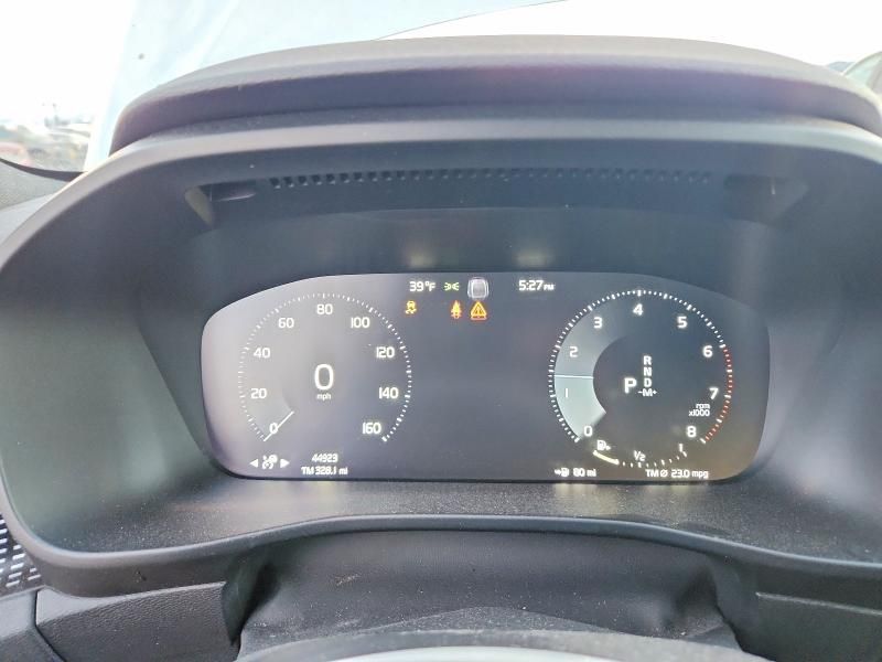 2021 Volvo Xc40 T5 R-design