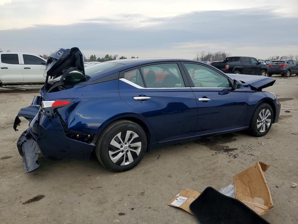 2024 Nissan Altima 2.5 s