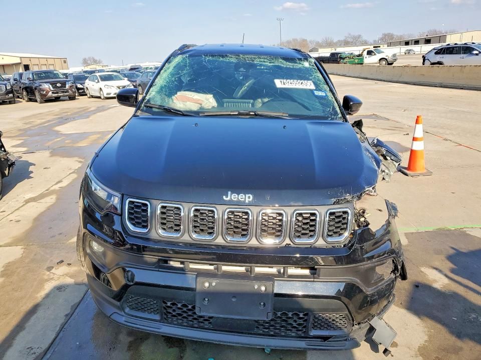 2025 Jeep Compass Latitude