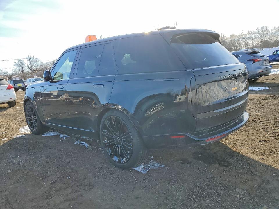 2025 Land Rover Range Rover se