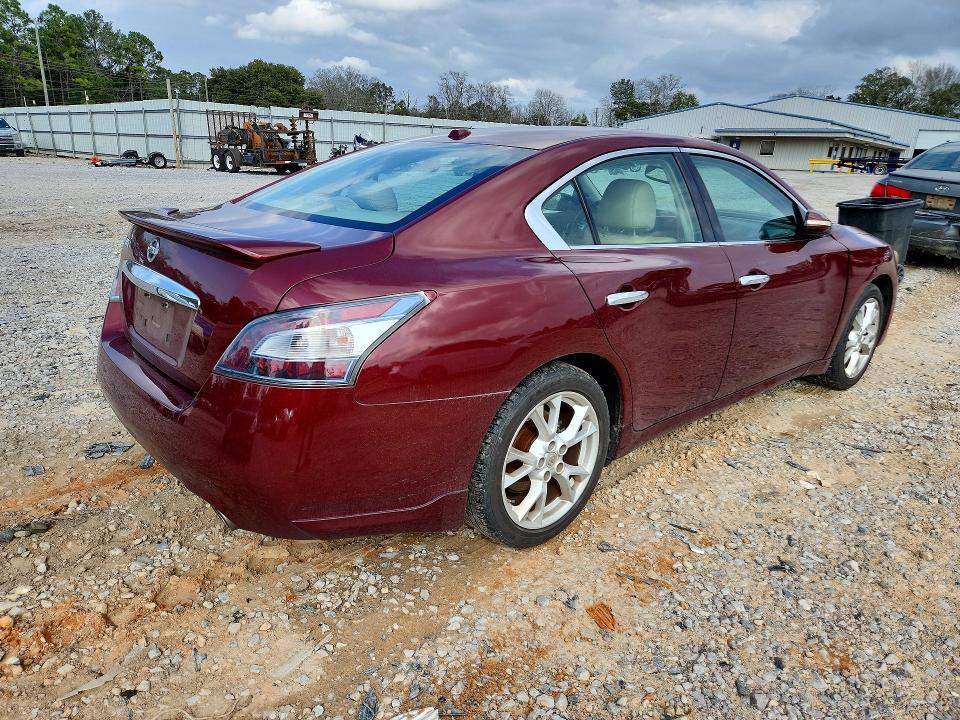 2013 Nissan Maxima s