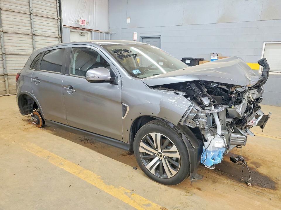 2025 Mitsubishi Outlander Sport s