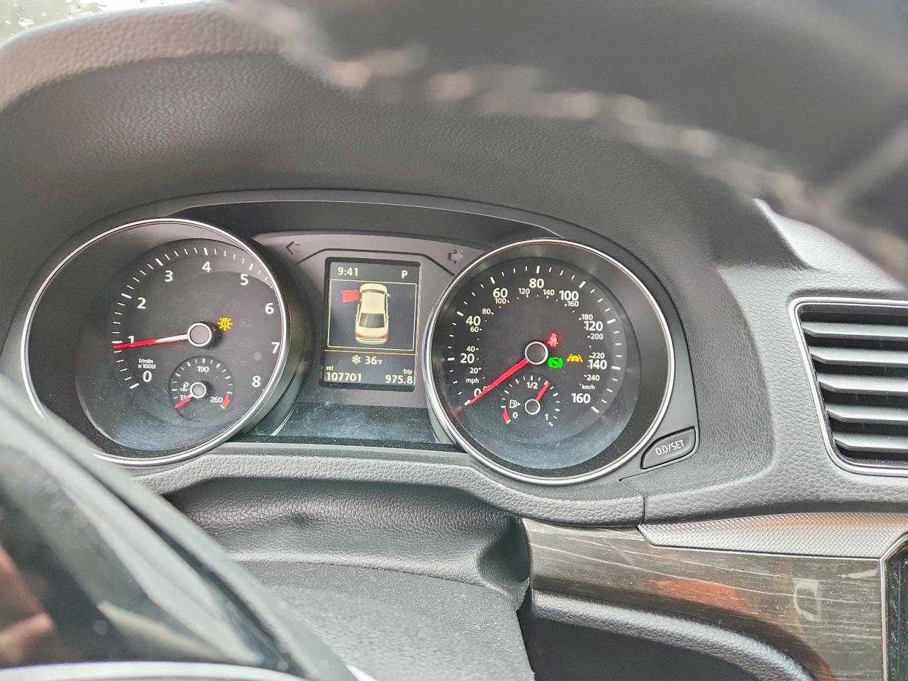 2016 Volkswagen Passat sel