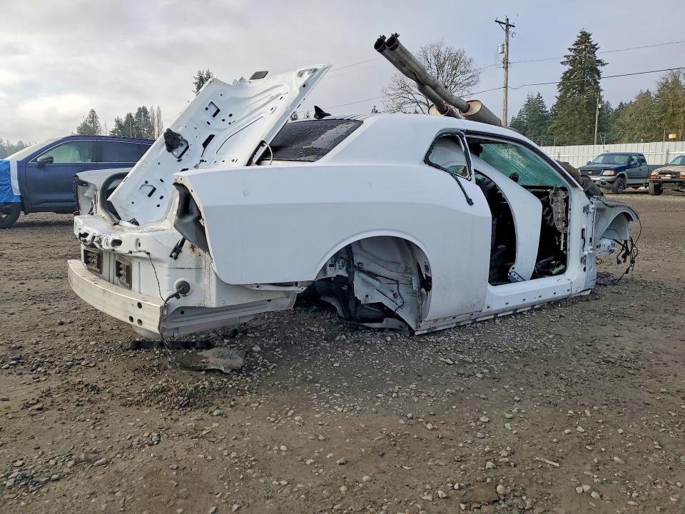 2018 Dodge Challenger r
