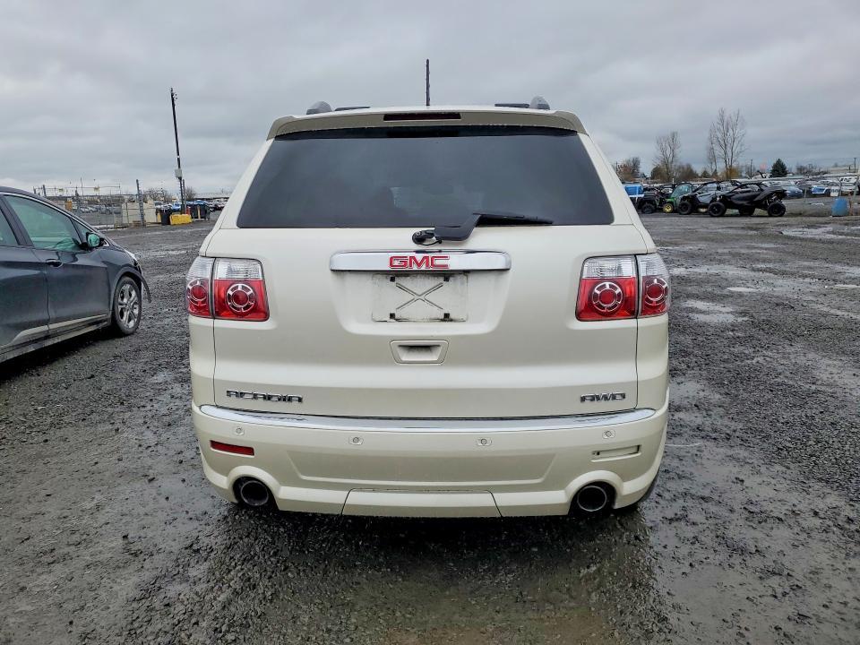 2012 GMC Acadia Denali