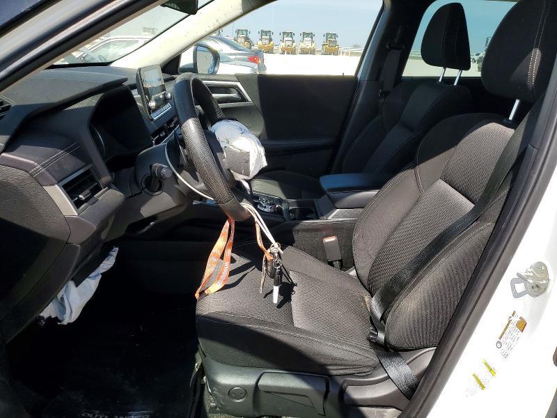 2023 Mitsubishi Outlander es