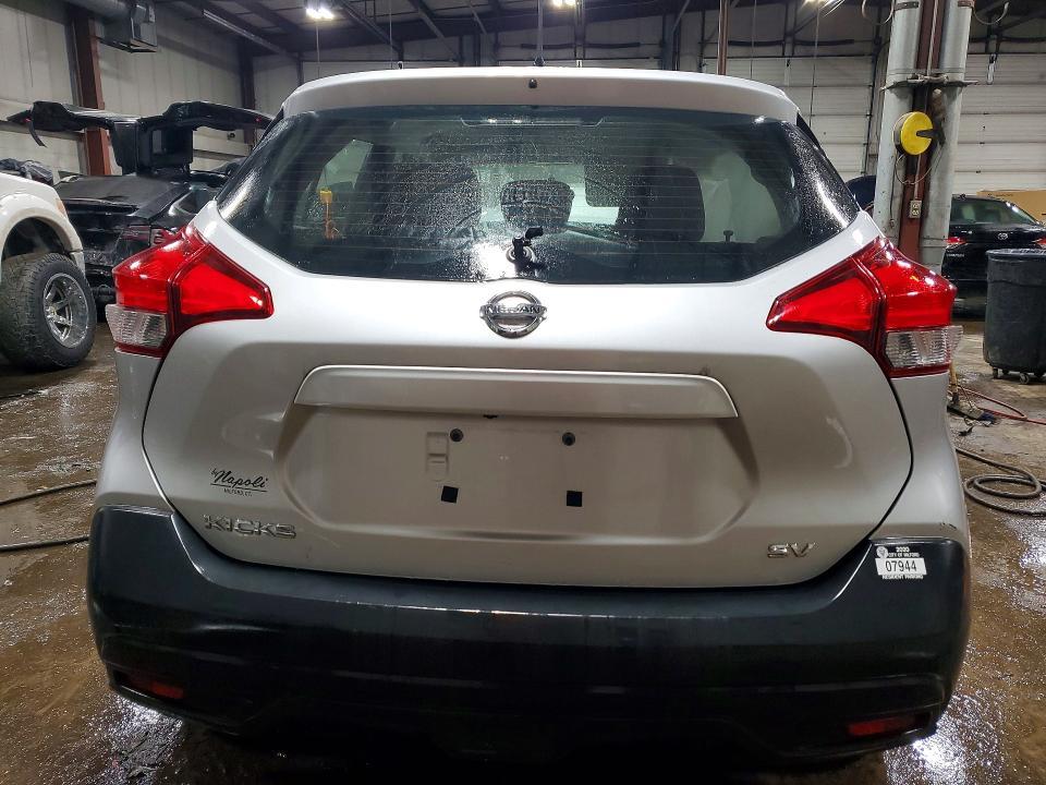 2019 Nissan Kicks sv