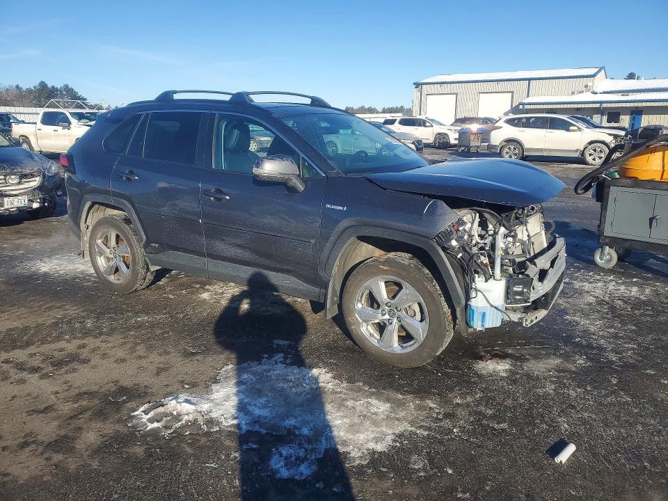 2021 Toyota Rav4 xle Premium