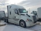 2019 Freightliner Cascadia 126