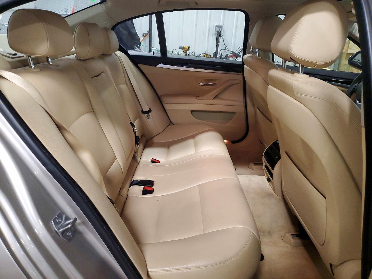 2015 BMW 528 xi