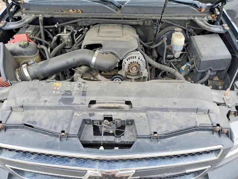 2011 Chevrolet Suburban K1500 lt