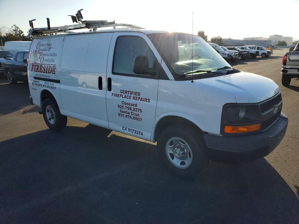 2015 Chevrolet Express G2500