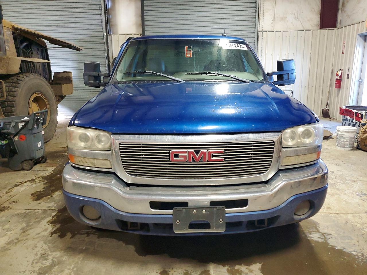 2003 GMC New Sierra K2500