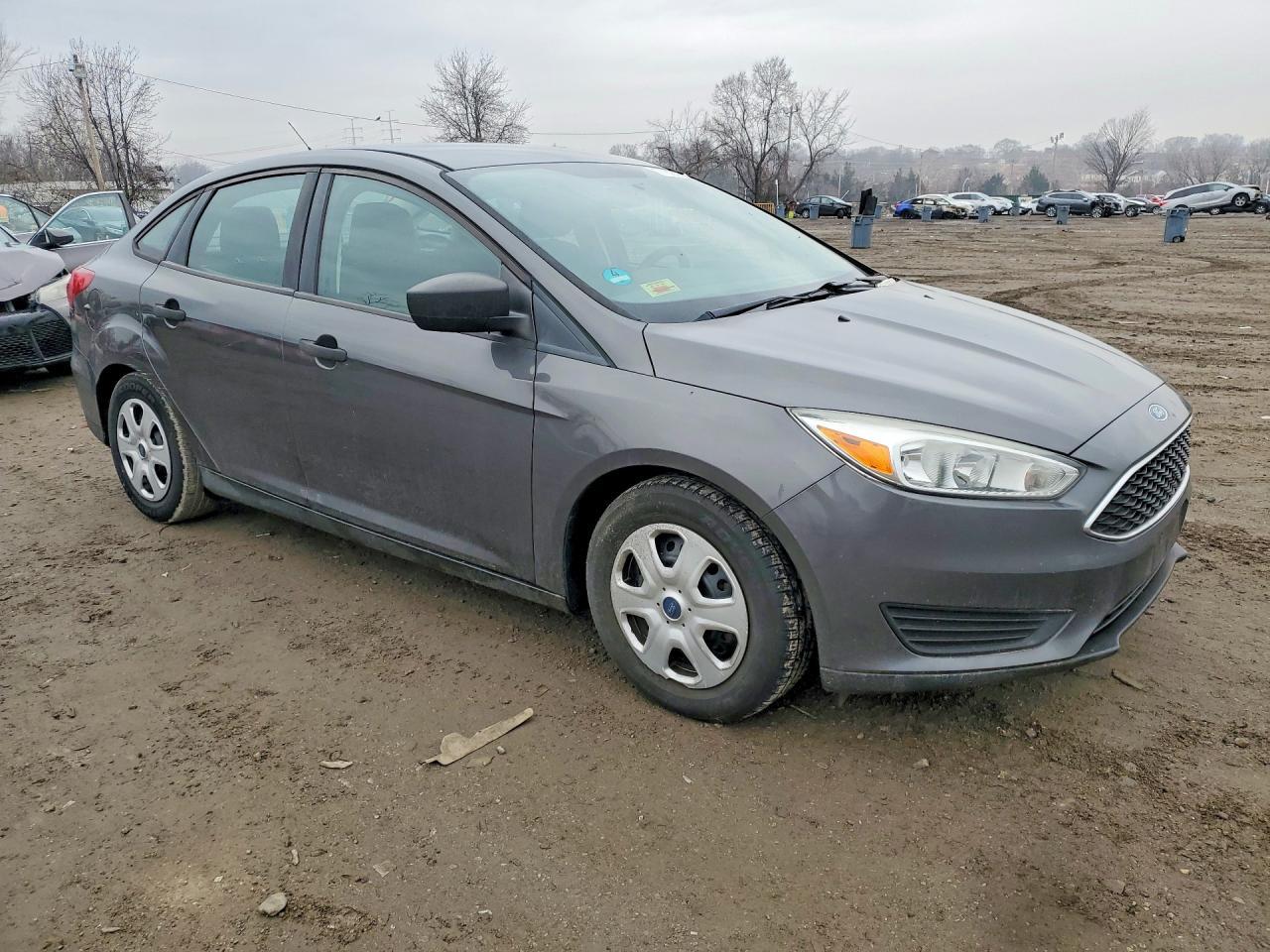 2015 Ford Focus s