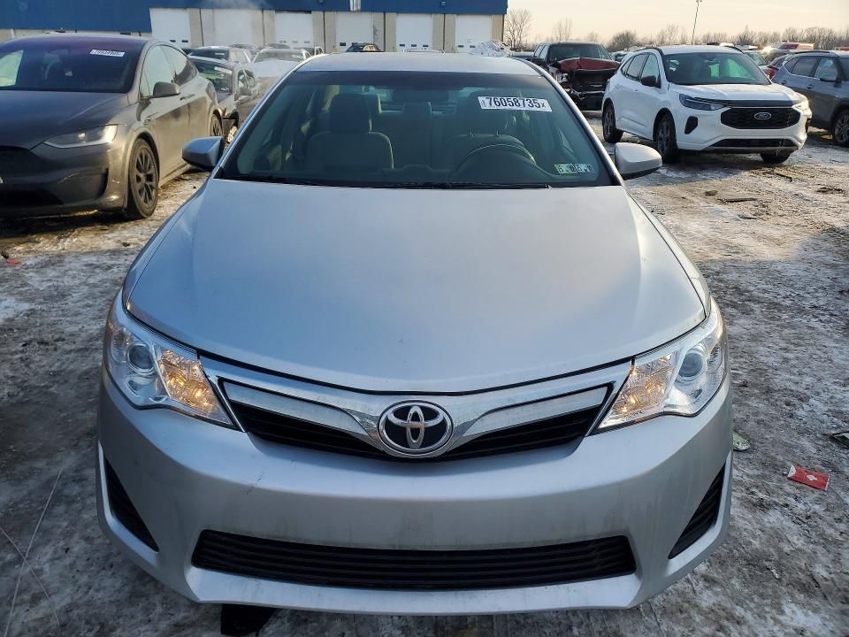 2013 Toyota Camry l