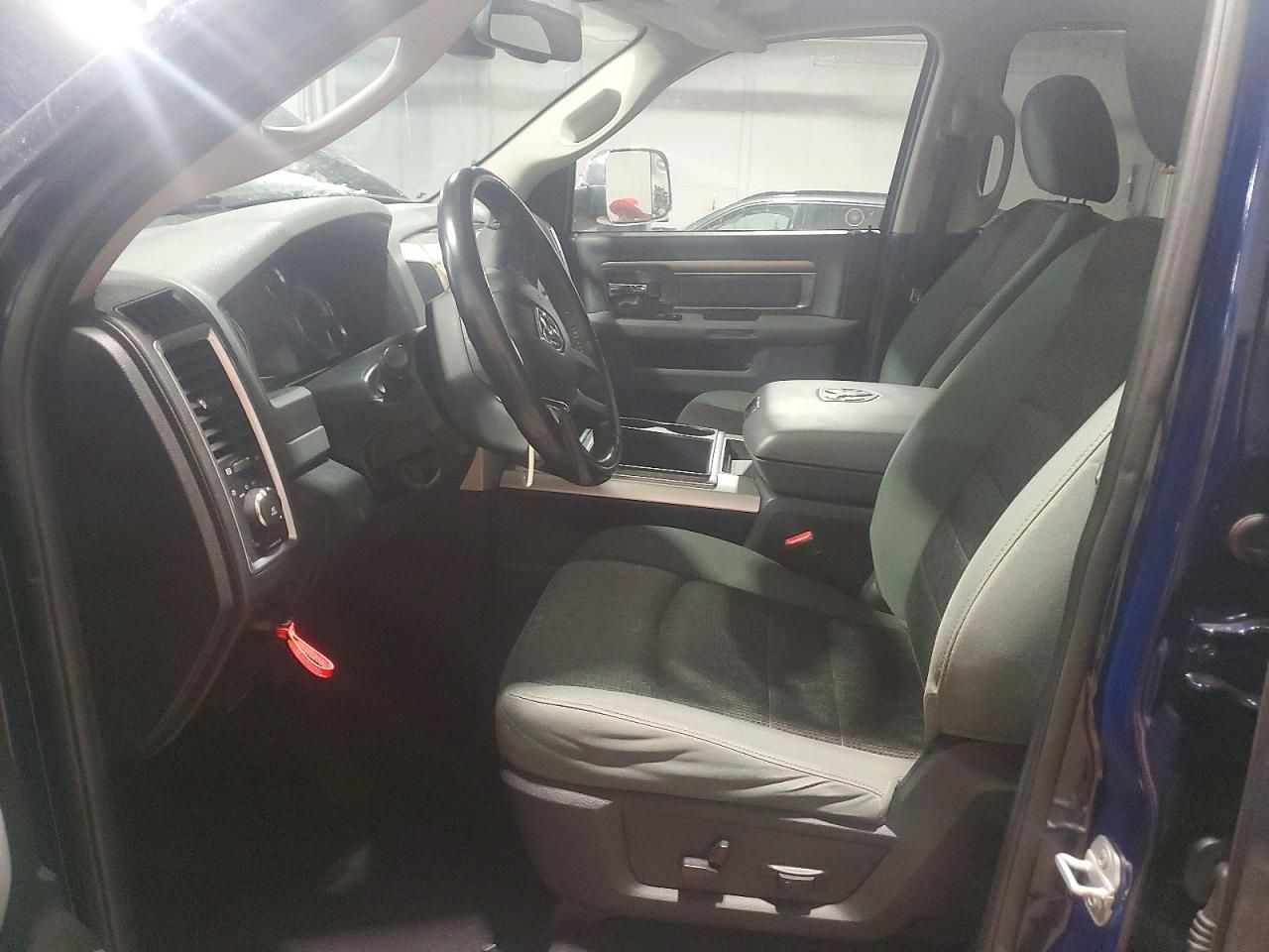 2014 Dodge Ram 1500 slt