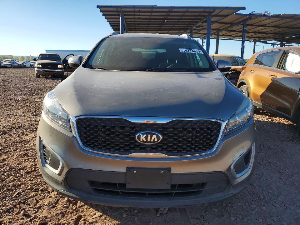 2017 KIA Sorento lx