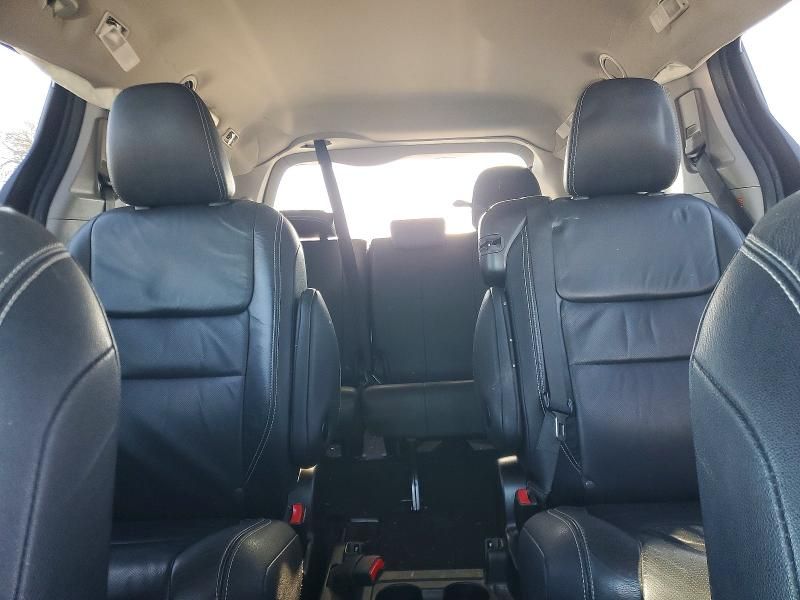 2019 Toyota Sienna se