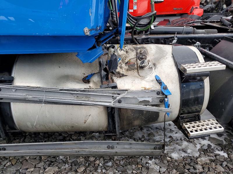 2019 Volvo VNL Semi Truck