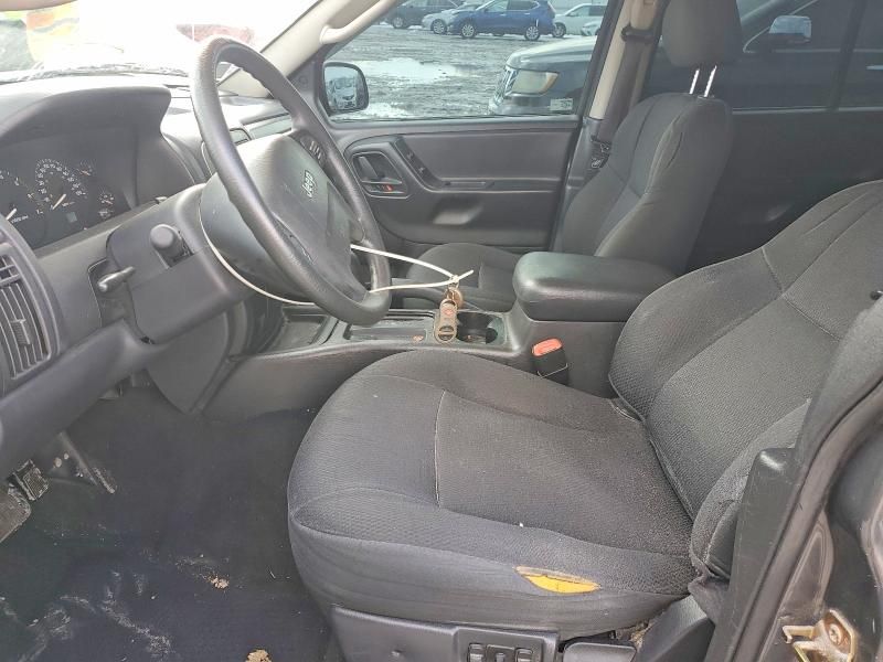 2002 Jeep Grand Cherokee Laredo