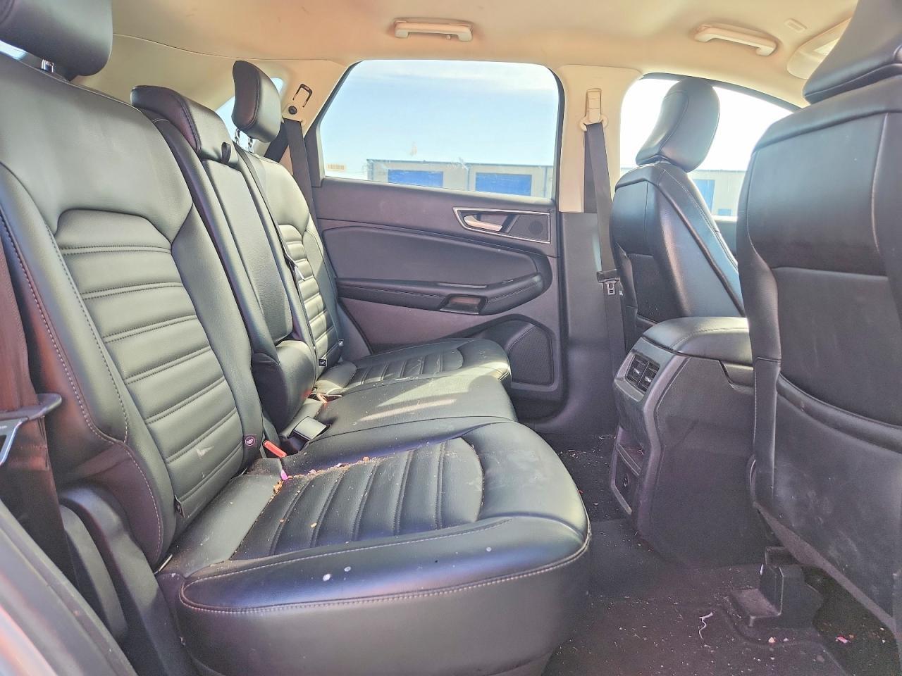 2021 Ford Edge sel