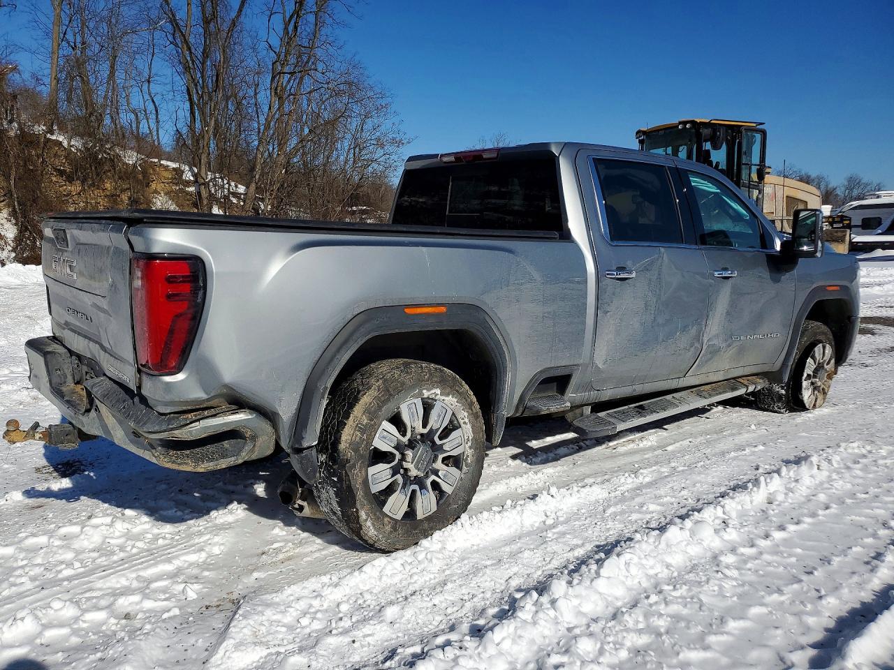 2025 GMC Sierra K3500 Denali