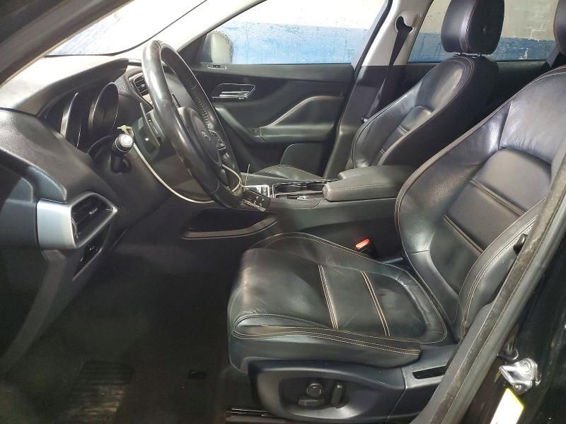 2017 Jaguar F-pace Prestige