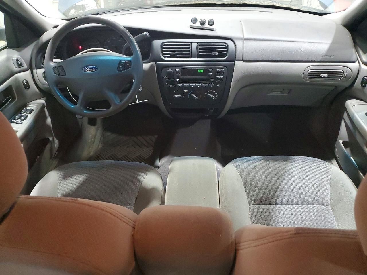 2002 Ford Taurus ses