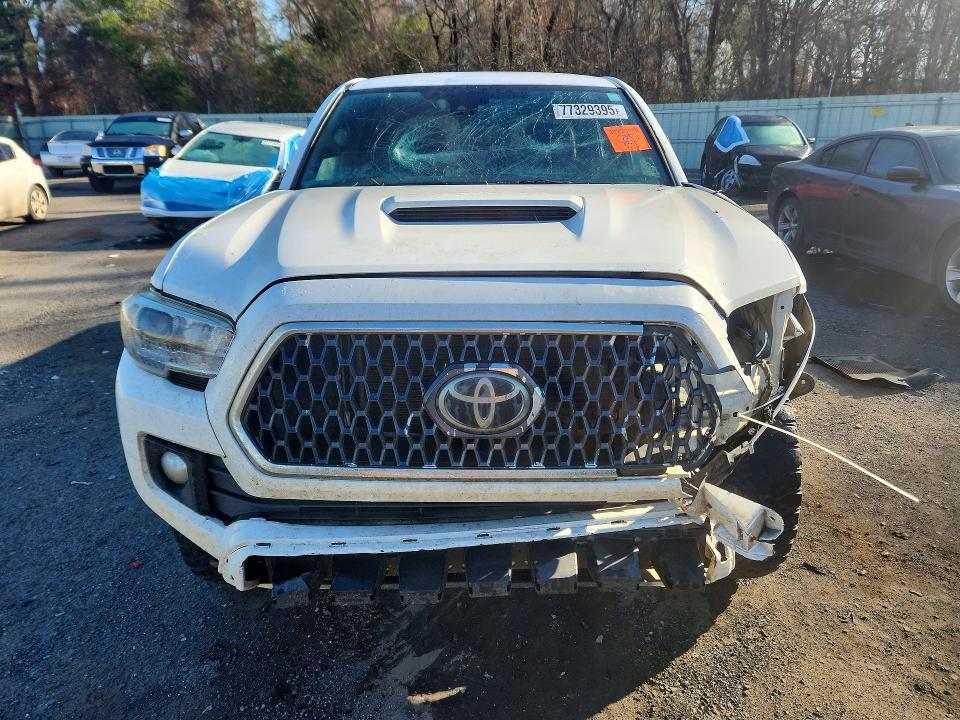 2019 Toyota Tacoma trd Sport