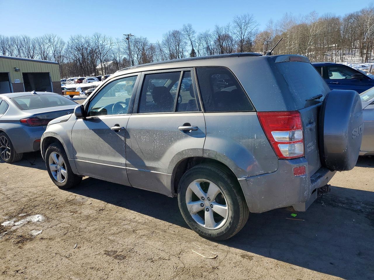 2010 Suzuki Grand Vitara jlx