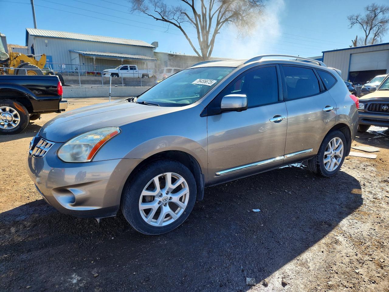 2012 Nissan Rogue s
