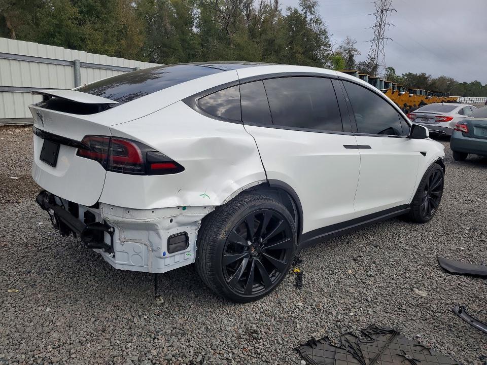 2022 Tesla Model x