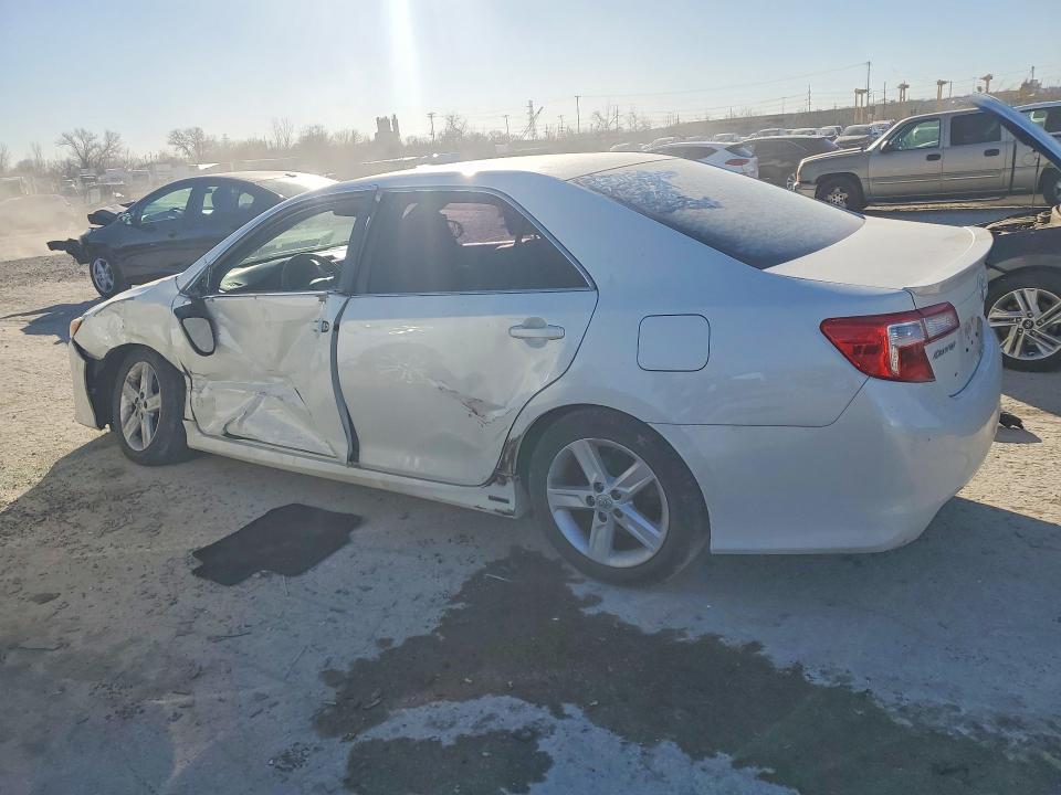 2014 Toyota Camry se