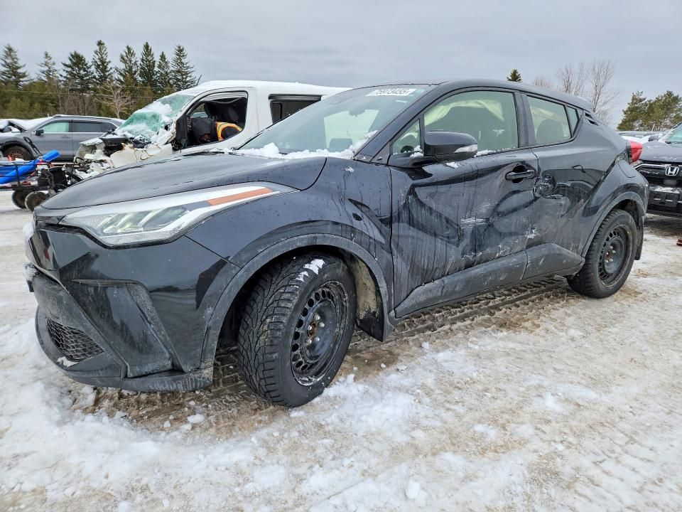 2021 Toyota C-hr xle