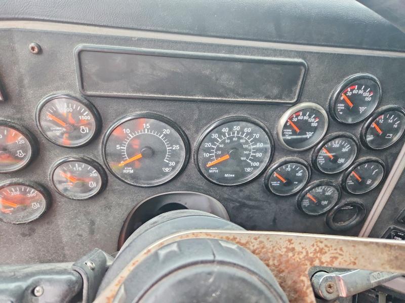 2015 Western Star 4900 Semi Truck